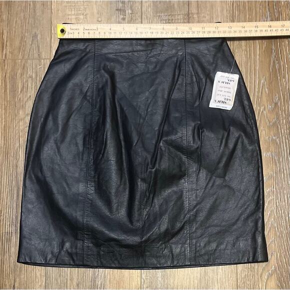 Vintage Wilson's Leather Black Mini Skirt Sz 6 NEW! Classic Timeless Mob Wives - Picture 8 of 9